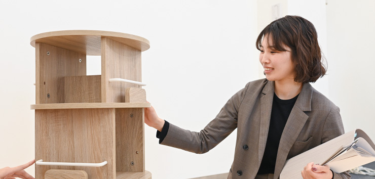 質問に答えてる風画像