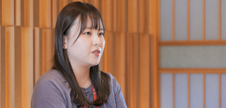 業務してる感じの写真